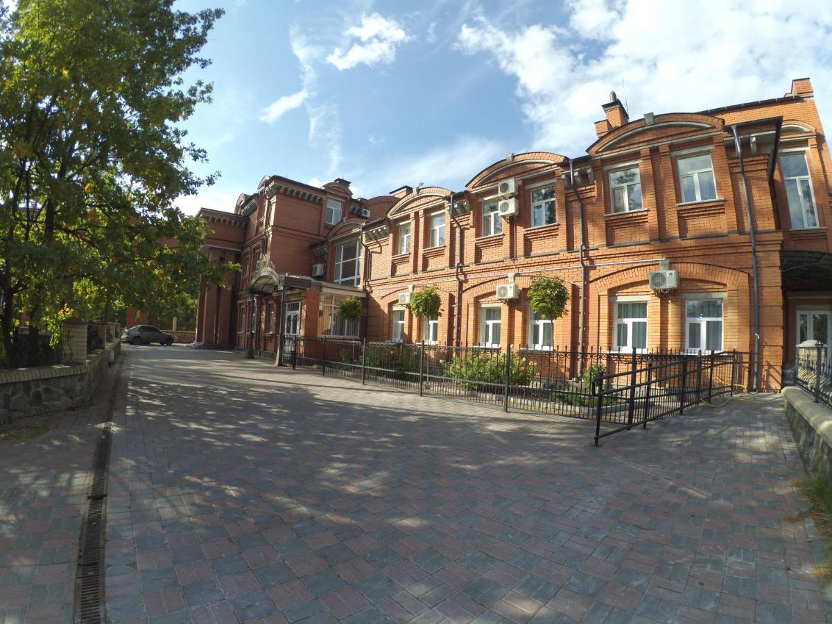 Готель Сосновий Бір Kozyn Exteriör bild